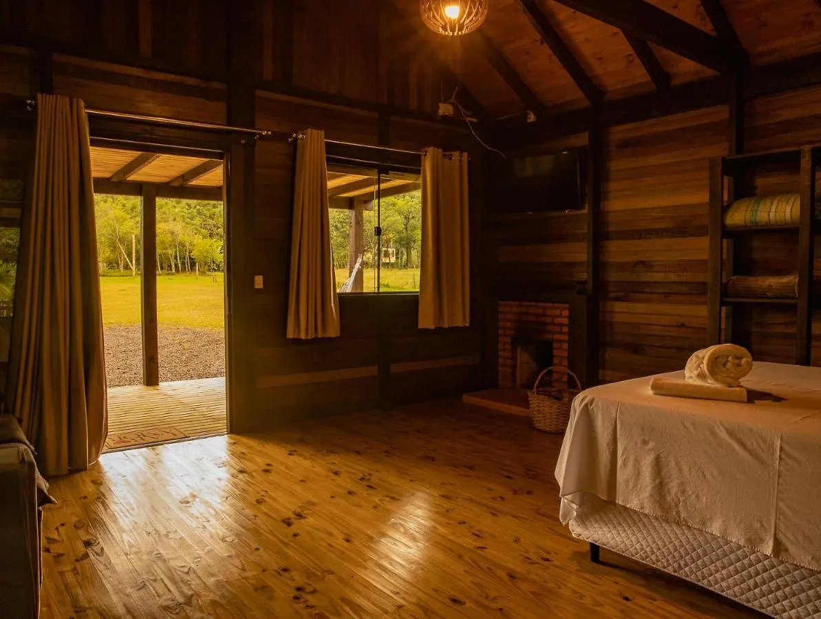 Chale Canadense Com Hidromassagem Pousada Indios Koroados Praia Grande  Chalet Praia Grande (Santa Catarina)
