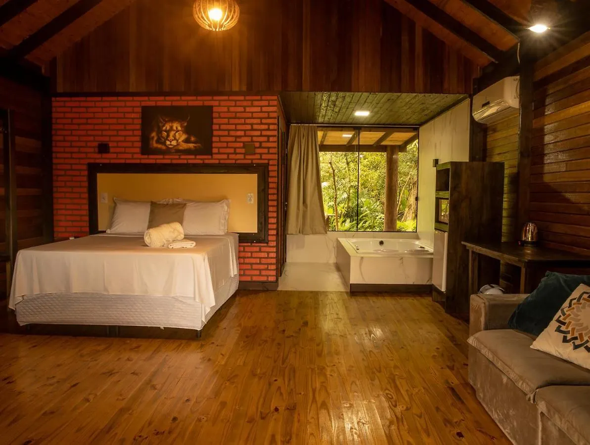 Chalet Chale Canadense Com Hidromassagem Pousada Indios Koroados Praia Grande  Brazil