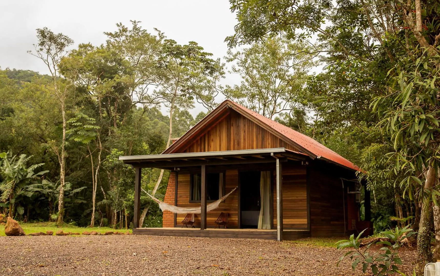 Chale Canadense Com Hidromassagem Pousada Indios Koroados Praia Grande  Chalet